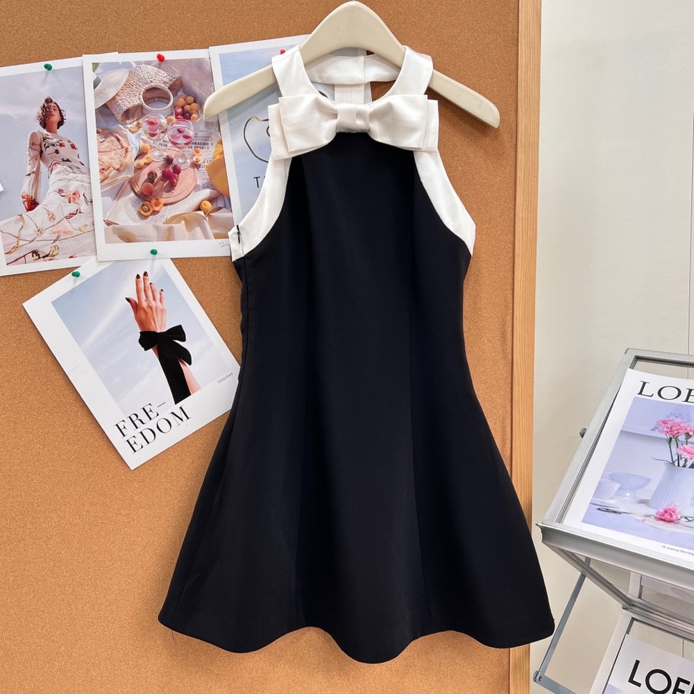 Dolce & Gabbana Black Mini Dress with White Bow Halter Neck - Picture 1 of 9